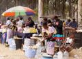 Congo-indépendance 2024 : les femmes vendeuses ont pris d’assaut les halls du boulevard Alfred Raoul pour se faire un chiffre d’affaires