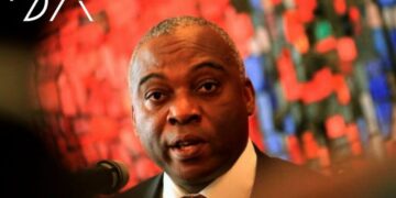 Côte d’Ivoire : Ahoua Don Mello rompt le silence et remet en question le cercle proche de Gbagbo