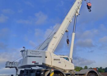 AGL Congo renforce ses capacités de levage avec une grue de 250 tonnes