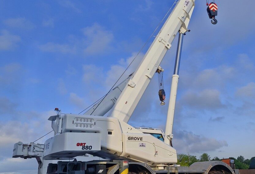 AGL Congo renforce ses capacités de levage avec une grue de 250 tonnes