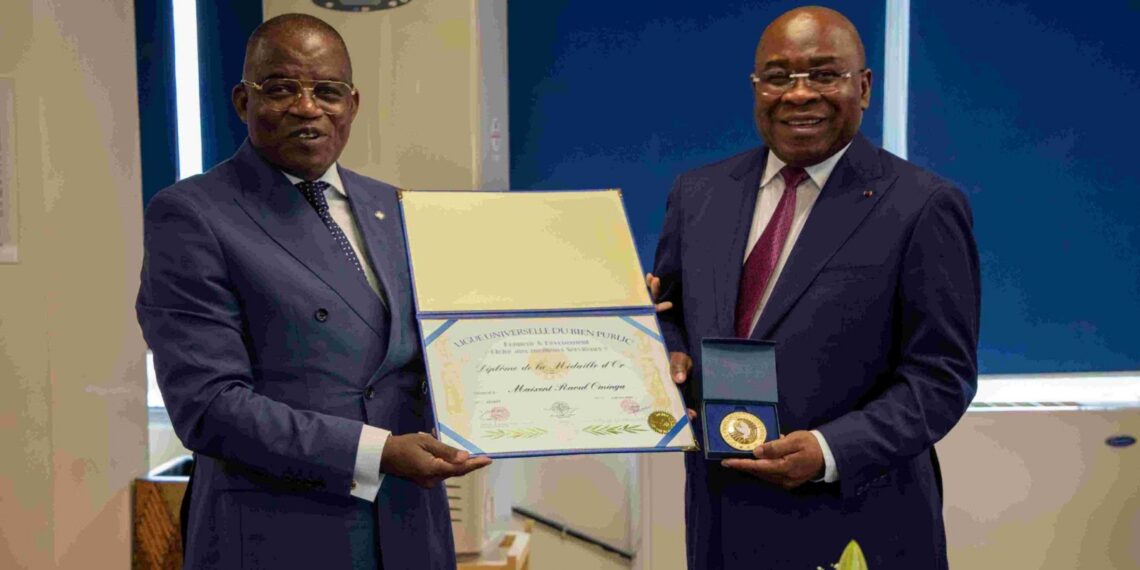 Gratification : Maixent Raoul Ominga honoré d’une médaille d’or par la Ligue universelle du Bien public