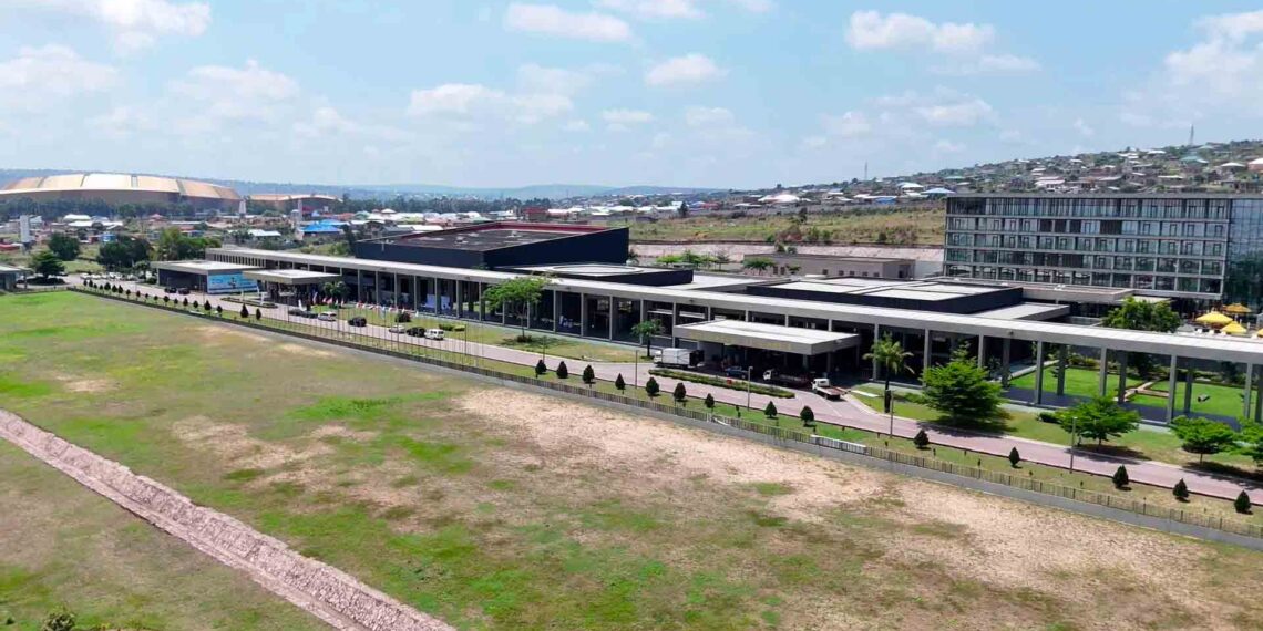 Tourisme : le Centre international de conférences et Grand Hôtel de Kintélé séduit Kinshasa avec ses navettes gratuites et ses services haut de gamme