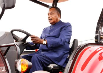 Mécanisation agricole : Denis Sassou N&rsquo;Guesso met en service l&rsquo;usine de montage de tracteurs Eco Camaco à Maloukou