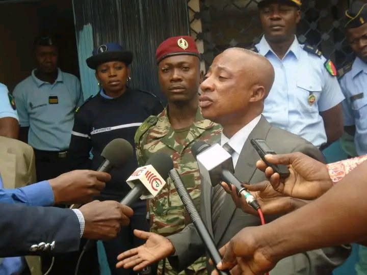 Kinshasa : le procureur de la République du Congo André Oko Ngakala «houspillé » par des policiers, selon des informations non confirmées